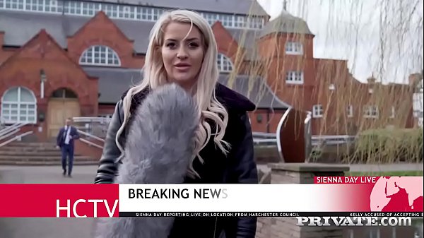 Huge titted milf victoria summers keeps her stockings on to fuck