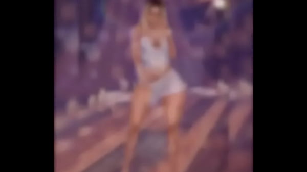 Nonton Mzbebees Sexy Pictures thumbnail