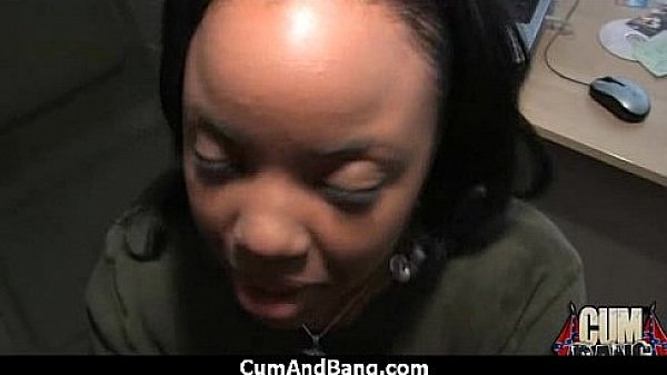 Nonton Extreme Interracial Gangbang 25 thumbnail