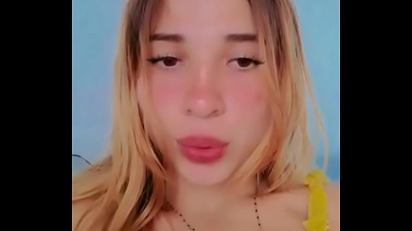 Mi carita lista para que se corran viendome 