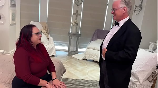 Savannah the American Tourist and Bad Butler! 