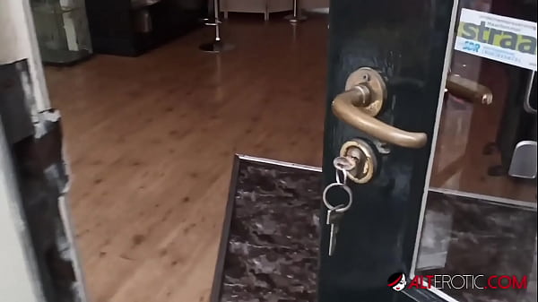 Play MP4 - Katerina Kalista tattoos herself then masturbates