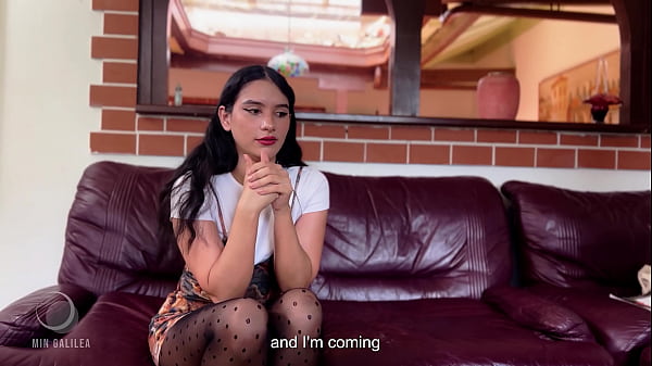 Min galilea es enga&ntilde;ada por la gerente de un casting de modelos y termina follanso rico christy evans