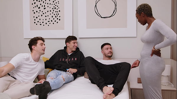 Play MP4 - Mi Compa&ntilde;era De Piso Ebonhy Quiere Una Fiesta Espa&ntilde;ola Con Los Hermanos Bud