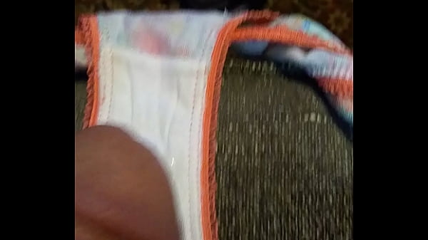 Play MP4 - Sweet panties