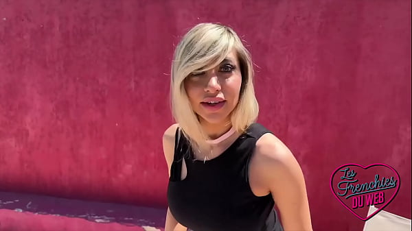 Play MP4 - Lisa&comma; superbe milf&comma; adore le sexe et la bite