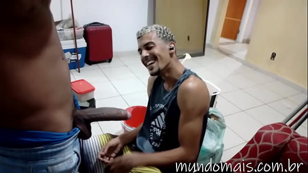 First Time Anal Of The Mason Who Went To Fix The Wall At Home! thumbnail