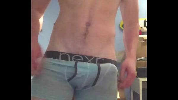 2228F537-A7B6-4D9F-A1AE-01754B93CBDE.MOV