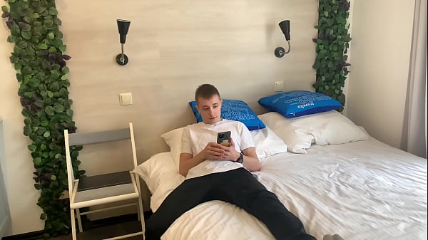 Nonton Friends Gf Fucks Much Better Than Mine thumbnail