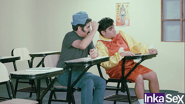 Play MP4 - La vecindad morbosa del chibolo  18 termina en orgia durante la clase de Don Mam&oacute;n - CAP&Iacute;TULO PERDIDO&period;