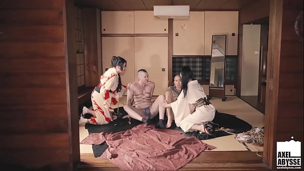 Play MP4 - AXELABYSSE Axel Abysse And Yoshi Kawasaki Fisted