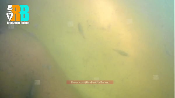 Play MP4 - brazillian bull&comma; Realizador Baiano festinha amadora em praia de nudismo&excl; Fudendo Tr&ecirc;s mulheres e o comedor na praia em Orgia amadora&comma; swing&comma; amador&comma; salvador&comma; nudismo&comma; massarandupio &comma; tambaba&comma;