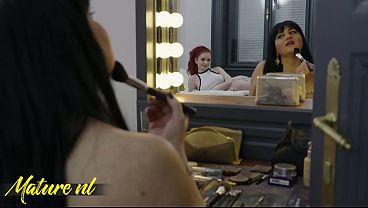 Nonton Stepdaughter Miss Olivia Seduces Stepmom Lucrezia Parisi thumbnail