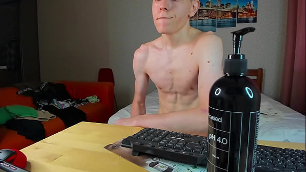 Arrogant Skinny Boy Loves His Own Beautiful Face 