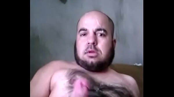 peludo lechoso, goloso 