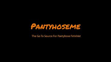 Nonton Brunette Teen In Blue Pantyhose Gets Fucked By The Big Cock In Tight Pussy thumbnail