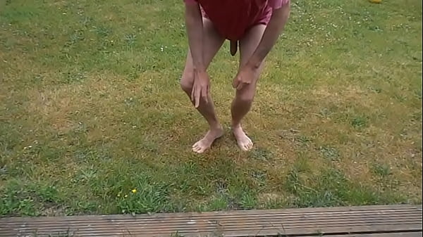 Play MP4 - Frank-Willy's pissing over himself on the garden &period;&period;&period;