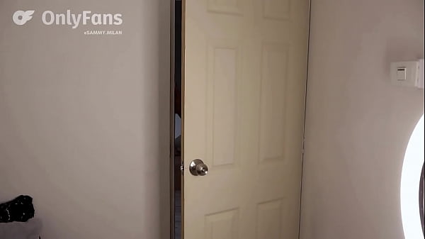 Nonton Hot Girl Is Looking For New Ways To Explore Her Sexuality And Indulge Herself thumbnail