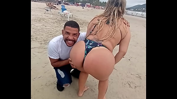 Balan&ccedil_a bumbum com L&eacute_o ogro