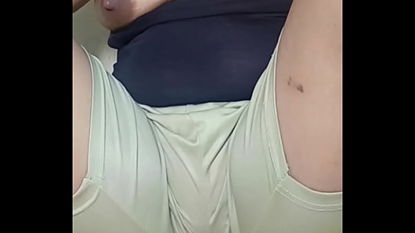 Play MP4 - Bermain video game sambil telanjang