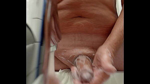 Public restroom Washing My dick