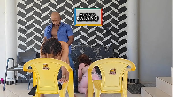 professor com tezão estudantessão catigadas_pelo mestre por_não saber a lição de_matematica