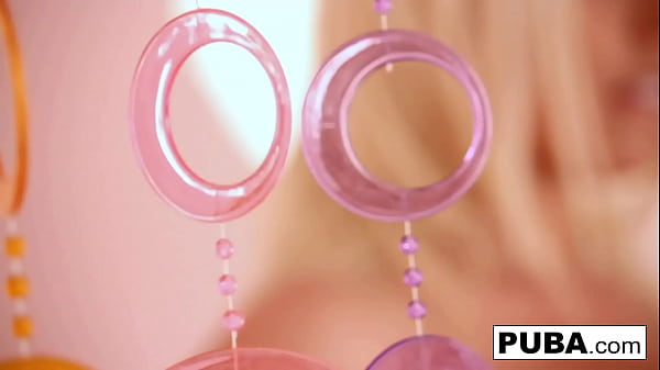 Nonton Sexy Babe Fucks Herself thumbnail