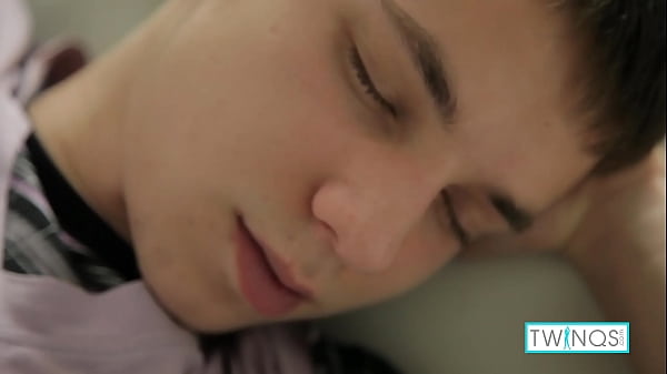 Play MP4 - Hot Twink Andrew Gets His Mouth And Ass Stuffed With Zane's Big Dick&excl;