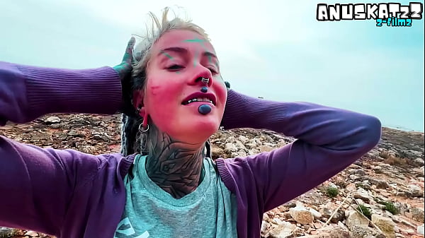 Public blowjob and big load of cum on face