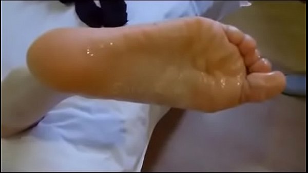 Play MP4 - Double solejob cum on mature soles