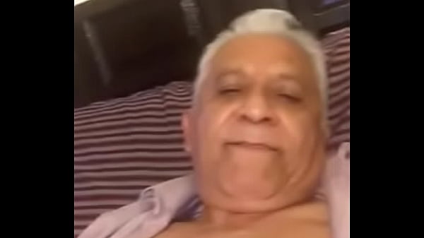 Maduro masturbandose 