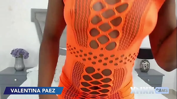 Play MP4 - XNXXCams - Valentina Paez - Tattooed Ebony Goddess Gives Herself Toe-curling Pleasure