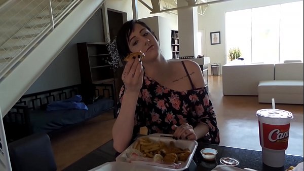 Play MP4 - Treasure Barbie BTS Interview