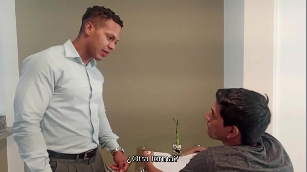 Play MP4 - PROFESOR DE MATEMATICAS ENSE&Ntilde;A SU VERGA INMENSA A ALUMNO GAY TRAILER