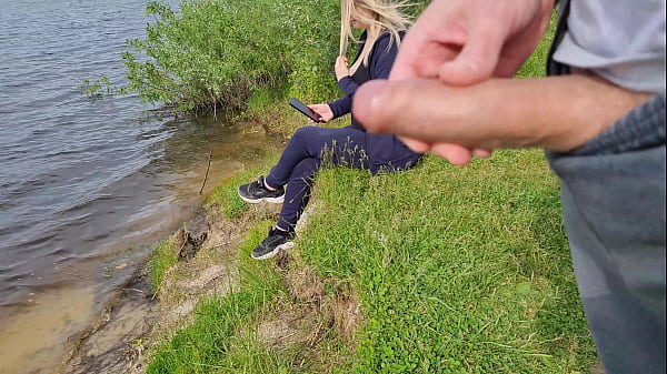 Public masturbation near unknown beautiful girl