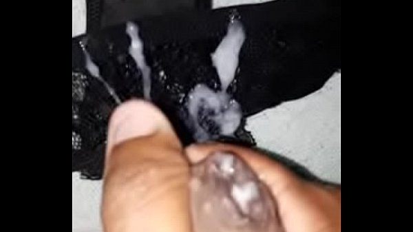 Play MP4 - N&atilde;o aguentei e gozei dnovo