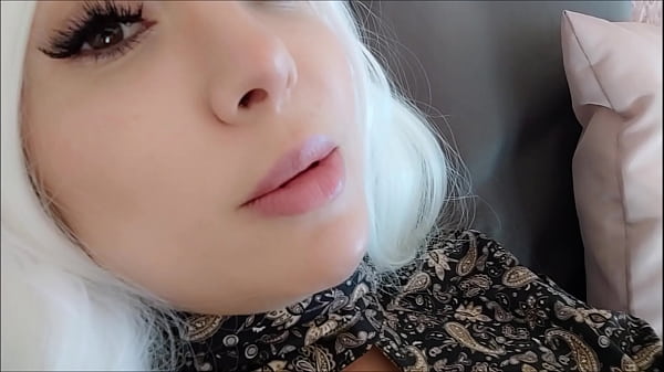 the awkward deep_roar that comes_from my_step aunt s beautiful mouth