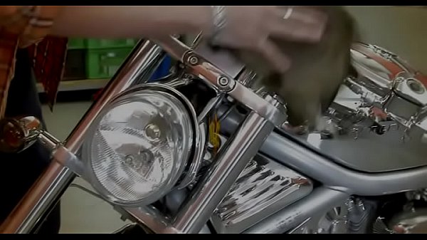 Nonton Engulf And Fuck With Raiment On thumbnail