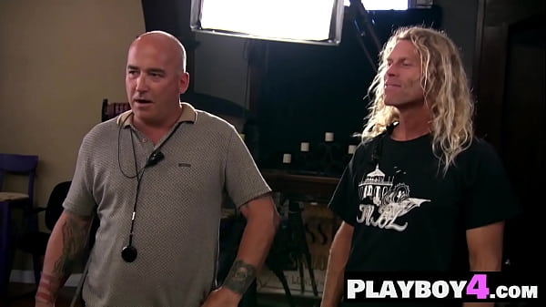 Perverted blonde wife sucking_husbands big dick in front of the camera