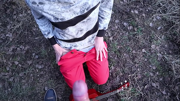 Fucked a singing_girl in the woods by the road LarunaMave