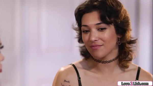 Tattooed_babe fingersredhead gfs pussy