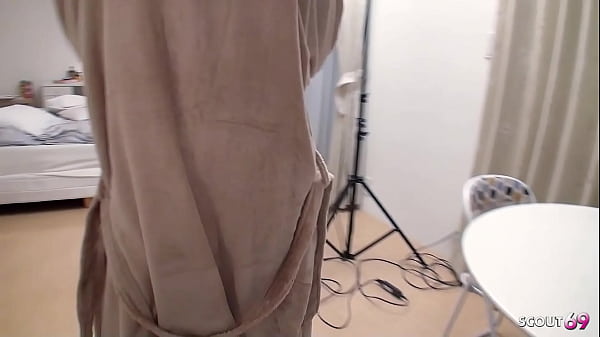 Play MP4 - Japanese Step-Sister get her Creamy Pussy fucked by his Classmate after Uncensored JAV Creampie Sex in Japan