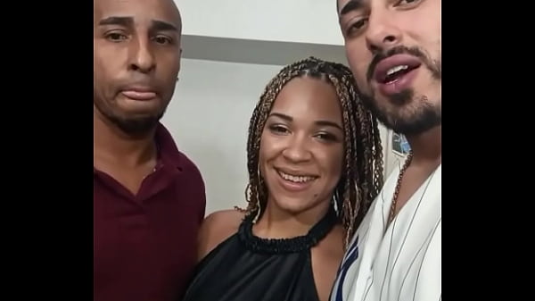 Mais uns v&iacute;deosinhosdo jeito que vc gosta com lua baiana l&eacute;o skull negro top 