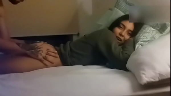 Play MP4 - BLOWJOB UNDER THE SHEETS - TEEN ANAL DOGGYSTYLE SEX