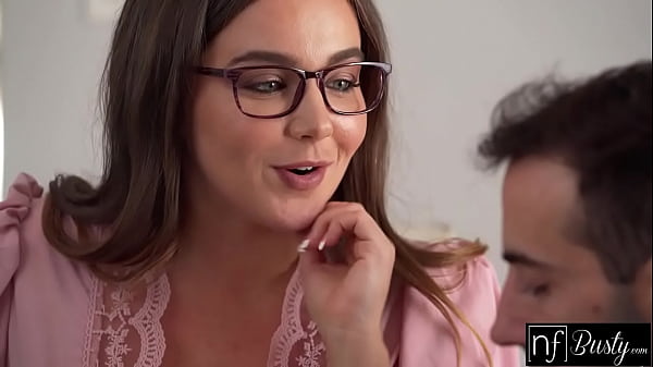 Play MP4 - Tutor Says "I would do anything to get this job"  S12&colon;E9