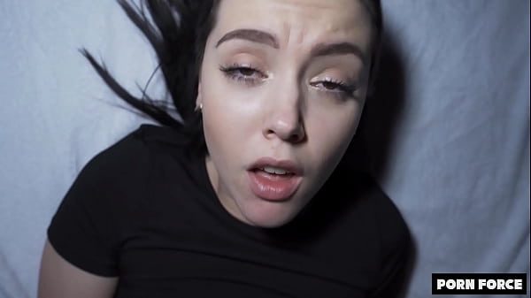 Play MP4 - Spanish Teen Tries New Skin Care Routine