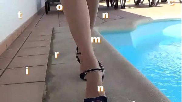 Play MP4 - footjob and cum by Naomi
