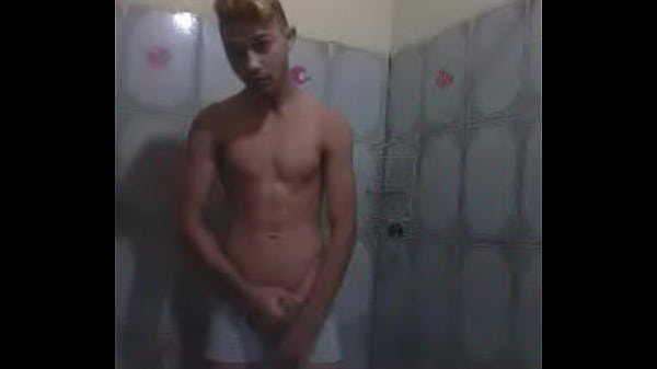 Gay Passiva batendo uma