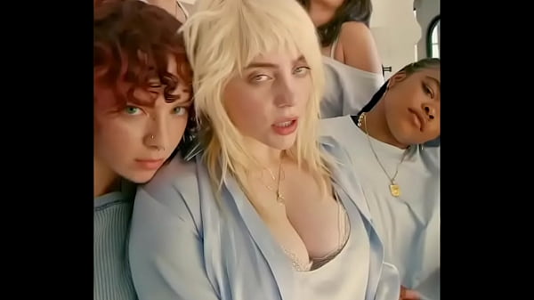 Play MP4 - Billie eilish  dance