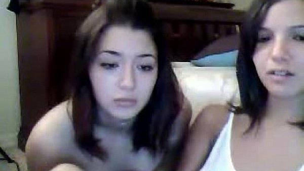 Nonton Webcam131 thumbnail